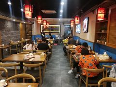 大堂-楚媚娘炭火蛙锅(宽厚里店)