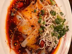 -贵厨酸汤牛肉(花果园国际中心店)