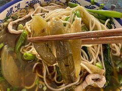 -喻味豌杂牛筋面(融创滨江壹号观麓台店)
