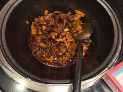 -挂旗柴锅鸡(蚌山区嘉年华店)