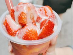 -十二中草莓冰·红豆沙冰屋(十二中店)