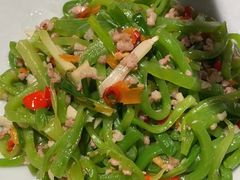 -聚鑫朋酸菜肥肠(文艺路口店)