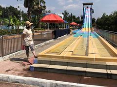 -平江亚马逊水上乐园