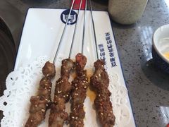 烤羊肉串-羊来顺冰煮鲜羊铁锅烀羊肉(八卦岭店)