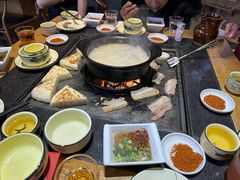 -有一锅·野生菌黑山羊腊排骨火锅(古城北门店)