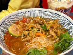 -万能料理屋(钟鼓岭路店)