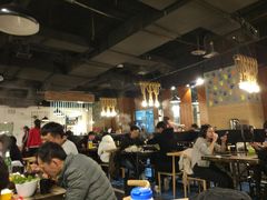 大堂-鸡遇虾煲干锅火锅(小寨金莎店)