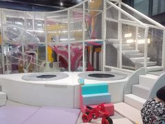-萨卡屋亲子乐园·餐厅(龙山万物工场店)