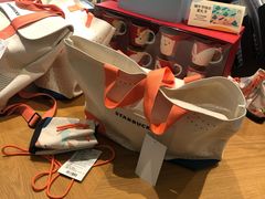 -星巴克臻选(华堂·新辰汇店)