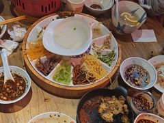 -怪噜范·老贵阳街头名小吃(鸿通城店)