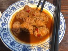 -爆炸头阿姨小四川正宗川味小吃(无任何分店)