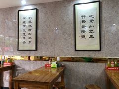 -满堂福素食馆(长阳路店)