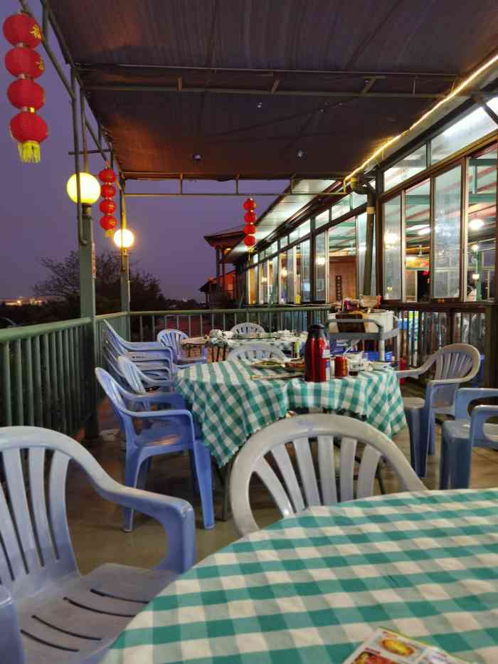 渔人码头(海鸥岛海边店)-"补国庆期间午餐评价,8人.因为疫情原因,.