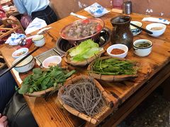 -阿婆情腊排骨火锅(金虹路店)