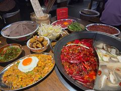 -萍姐火锅·公路夜市(武汉首店)