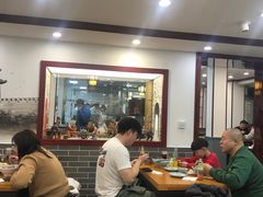 大堂-门框胡同百年卤煮(新街口店)