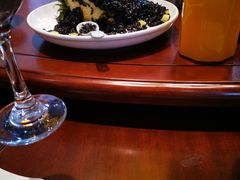 菠萝乌米饭-苏浙徽·江南荟·本味融合菜(相城方圆里店)