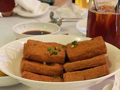 招牌炸豆腐-红雀围·海鲜火锅(陆家嘴中心店)