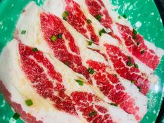 牛五花-欧巴炭烤肉오빠숯불구이(南京东路店)