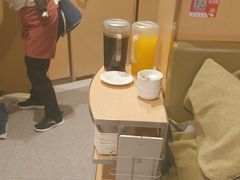 -海底捞火锅(宝龙广场夜宵主题店)