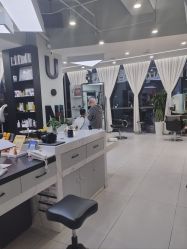 -U·NI SALON 造型