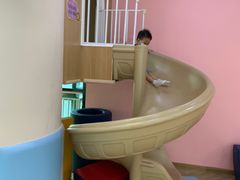 -星空布洛早教·托育(滨江店)