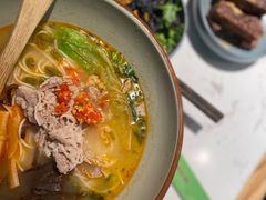 -百春原湖南牛肉粉(百联世纪店)