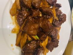 黑椒牛肉粒炒杏鲍菇-王宝和酒家(黄浦店)