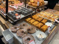 -罗森尼娜(德思勤店)