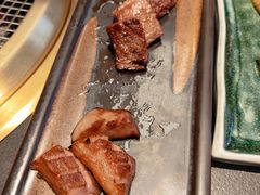 -铭牛烧肉·和牛海鲜自助(高新月牙湖店)