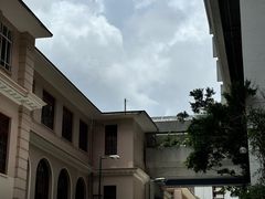 -香港大学