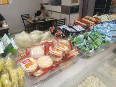 -荣吉招牌自助骨头锅(顾乡店)
