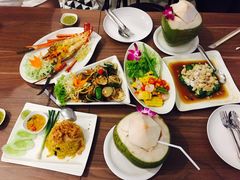 -The Dishes Seafood & Restaurant