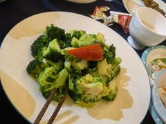 -伊带伊路新疆美食府(呼家楼店)