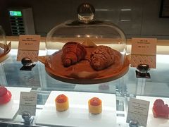 -大堂吧·雪茄吧·威士忌·下午茶(深圳机场希尔顿逸林酒店)