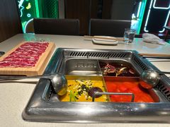 -海底捞火锅鲜切牛肉主题店(长寿路店)