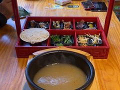 -勺子米线·云南传统小吃市集(四方街店)