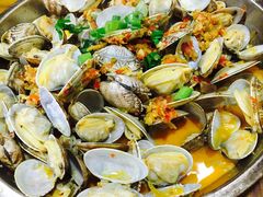 -老东镇啤酒屋海鲜加工·蒸汽海鲜·海鲜烧烤(台东店)