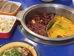 -马路边边火锅串串(观前街店)