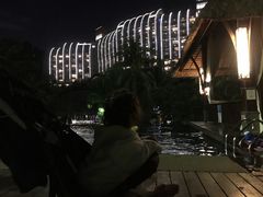 -三亚湾海居铂尔曼度假酒店