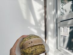 奶茶雪糕菠萝包-怪 kafe.