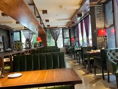 大堂-Local泰莲庭(虹鳟鱼店)