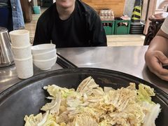-粘豆包柴火铁锅炖