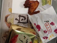 -麦当劳(世界城广场店)