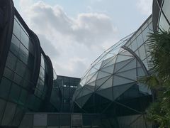 -上海滴水湖皇冠假日酒店