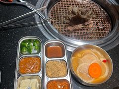 -韩烧牛中牛·甄选黑牛烤肉(黑金店)