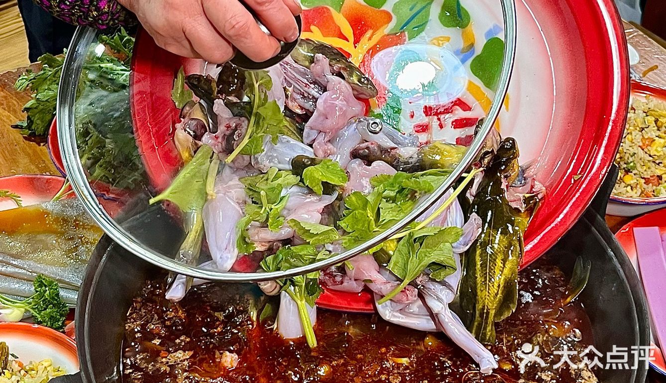这锅黄辣丁‼️在成都真的没有对手🔥