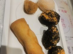 -龍歌自助小火锅(市北CBD万达店)