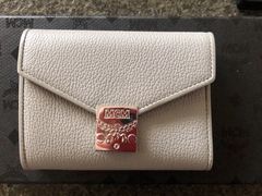 -MCM(比斯特上海购物村店)