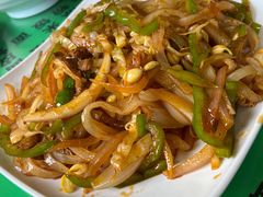 臊子炒面皮-令氏家外家周秦食府(高新店)